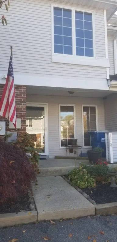 Main picture of 178 Lake Arrowhead Cir