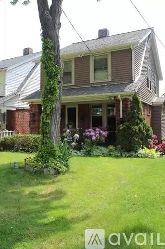 Main picture of 1004 Winterton St