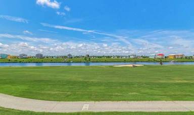Main picture of 4032 Fairway Lakes Dr