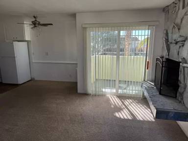 Main picture of 5225 W Wooley Rd