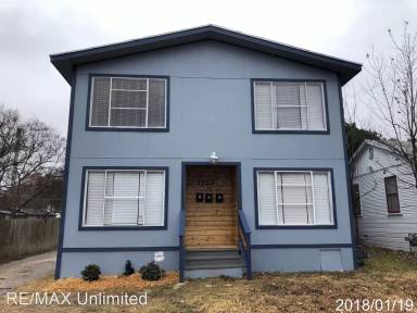 Main picture of 2323 Arbor Pl