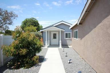 Main picture of 715 Rena Dr