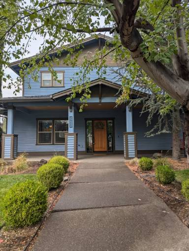 Main picture of 1905 NW 2nd St