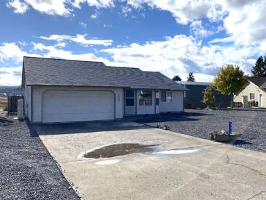 Main picture of 204 3rd Ave