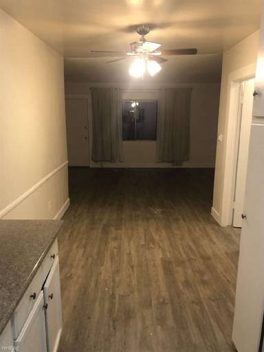 Main picture of 5430 Carlton Way
