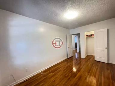 Main picture of 1250 Rev James Ave