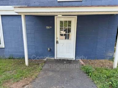 Main picture of 618 W Poplar St