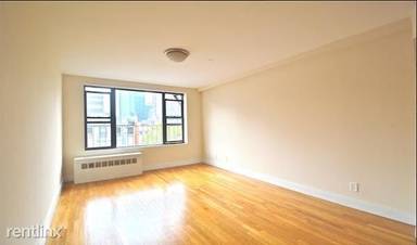 Main picture of 410 W 48th St