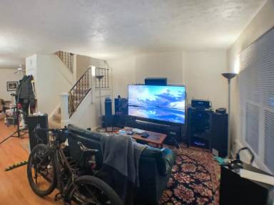 Main picture of 5644 Woodmont St