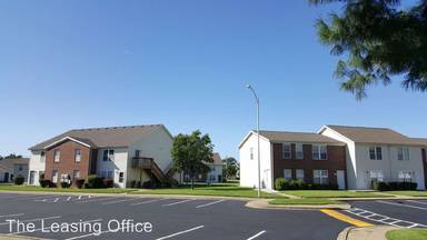 Main picture of 402 Jeanette Benton Dr