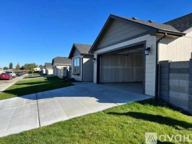 Main picture of 620 Pappys Way