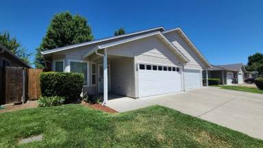 Main picture of 3182 Forest Hills Dr