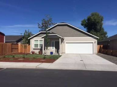 Main picture of 2167 NW Larchleaf Ln