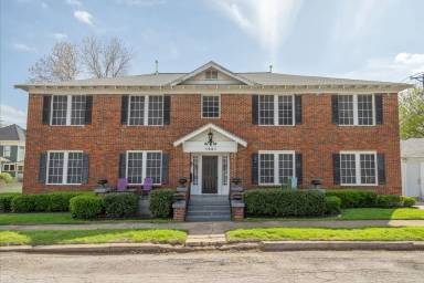 Main picture of 1501 W Morphy St