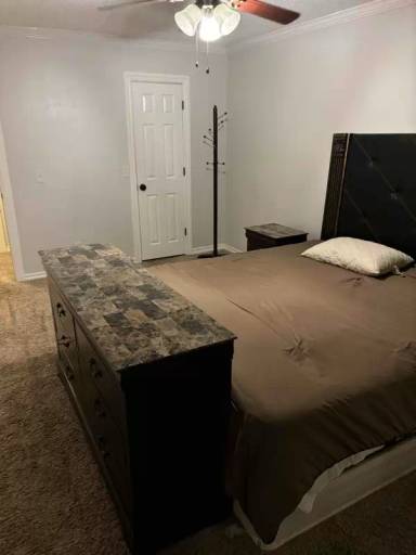 Main picture of 2328 W Gary St