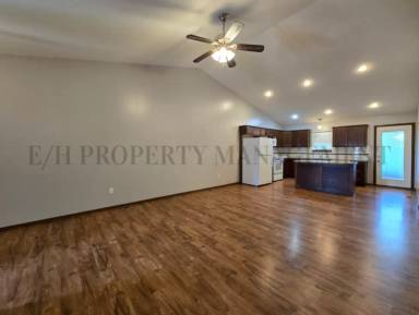 Main picture of 5915 N Millsboro St
