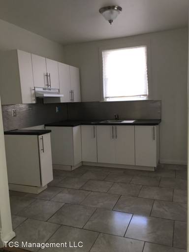 Main picture of 6614 Lansdowne Ave