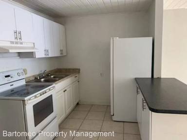 Main picture of 3240 Dora St