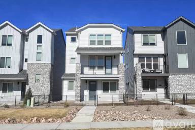 Main picture of 2123 Arikaree Hts