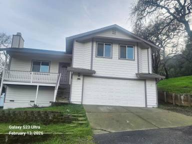 Main picture of 13019 Crest St