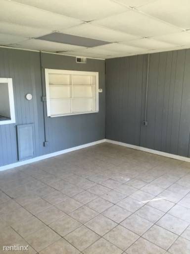 Main picture of 393 Wellington Ave