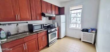 Main picture of 3263 47th St