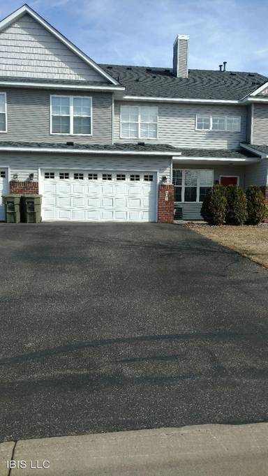 Main picture of 9207 Overlook Ln
