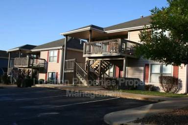 Main picture of 950 Monterey Way