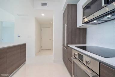 Main picture of Merrick Manor