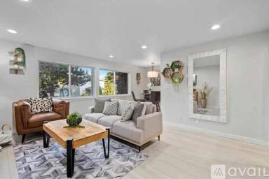 Main picture of 4111 Whitman Ave N