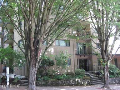 Main picture of Royal Manor Condominiums