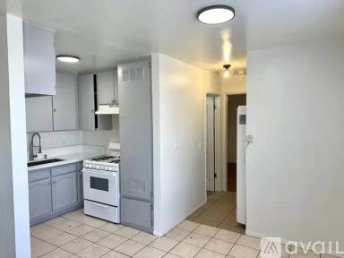 Main picture of 1495 Alamitos Ave