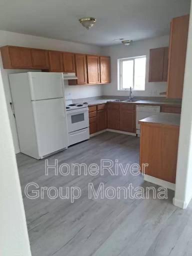 Main picture of 210 N Grant St