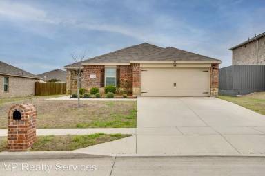 Main picture of 309 Hawthorn Dr