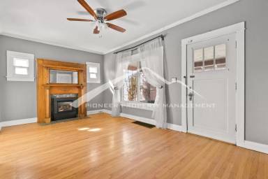 Main picture of 4624 E 16th Ave