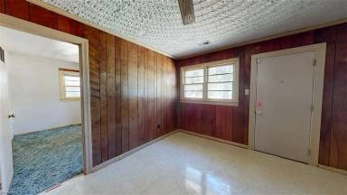 Main picture of 4601 Maplewood Dr