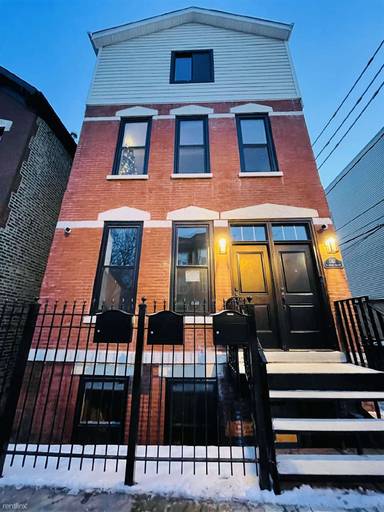 Main picture of 1747 W Julian St