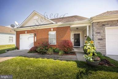 Main picture of 9549 Wedge Way