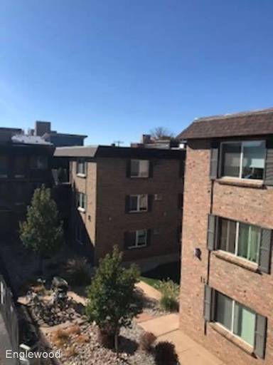 Main picture of 3325 S Clarkson St