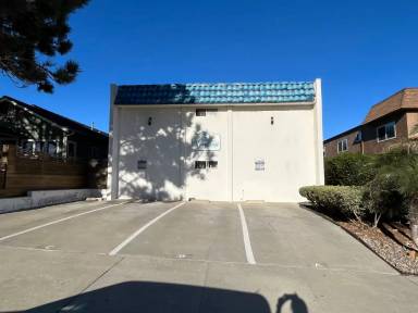 Main picture of 5040 Del Monte Ave