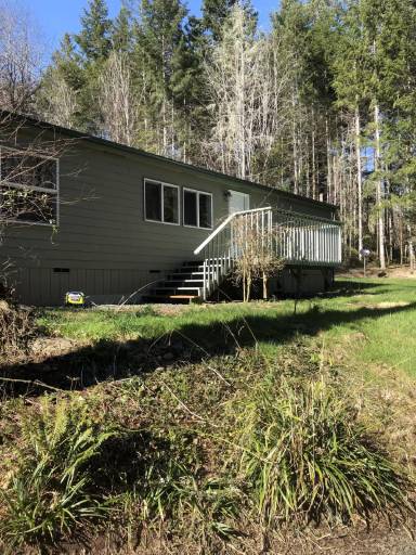 Main picture of 750 E Island View Rd