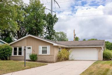 Main picture of 5717 Graber Dr