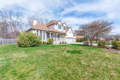 Main picture of 312 White Dogwood Dr