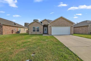 Main picture of 4807 Henry St