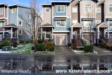 Main picture of 10579 NE Park Ridge Way