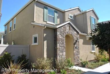 Main picture of 1073 Dennington Pl