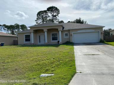 Main picture of 132 Haines Rd SW