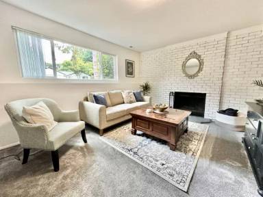 Main picture of 11775 SW Schollwood Ct
