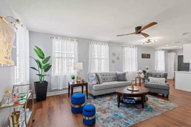 Main picture of 2300 Madrid St