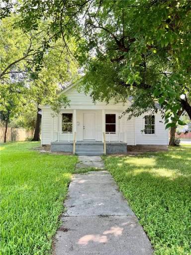 Main picture of 1108 E 30th St